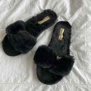 Michael Kors slippers